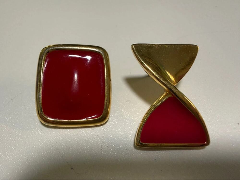 Vintage gold tone and red enamel mismatched earrings 80s 90s